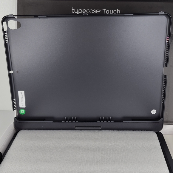 TYPECASE TOUCH Keyboard for iPad. 10.2. - Picture 7 of 12